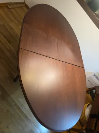 Mesa ovalada madera