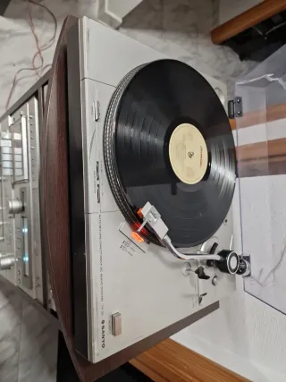 Equipo de música Sanyo DCA 3510