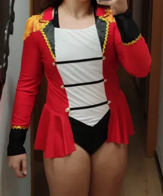 Disfraz Mujer Circo Rojo y Negro