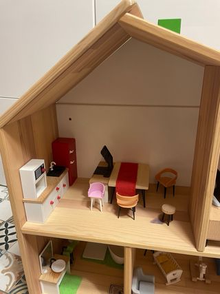 Casa de muñecas IKEA