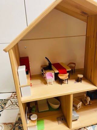 Casa de muñecas IKEA