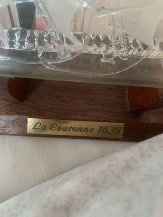 Botella con maqueta de barco La Couronne