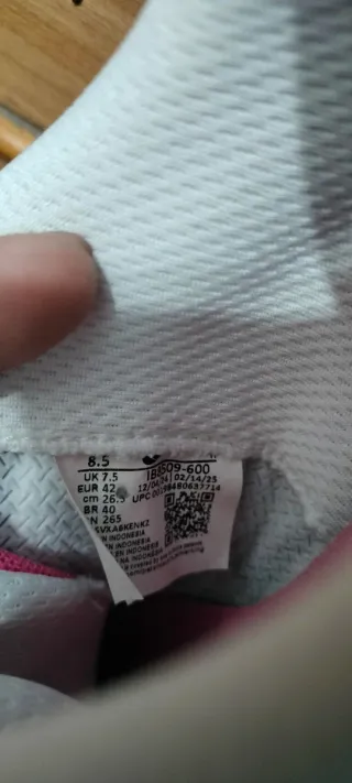 Zapatillas de fútbol sala Nike rosas