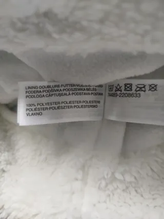 Gorro invierno C&A Mickey 24-36 meses