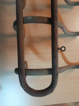 Perchero de madera antiguo