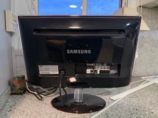 Samsung SyncMaster P2370HD Monitor