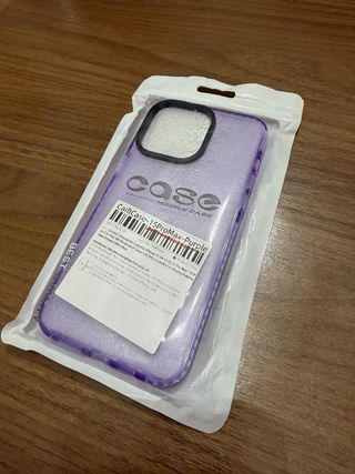 Funda iPhone 15 Pro Max Morada