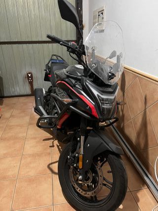 VENDO MOTO VOGE 300 DS