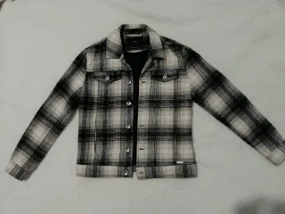 Chaqueta Zara cuadros beige y negro Talla M