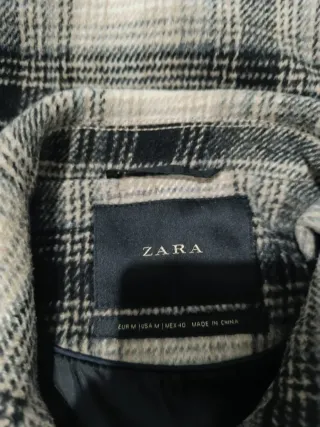 Chaqueta Zara cuadros beige y negro Talla M