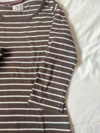 Camiseta H&M Rayas Marrón Manga 3/4 Talla M