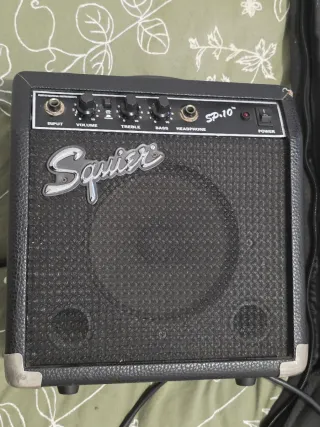 Guitarra Eléctrica + Amplificador