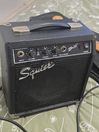 Guitarra Eléctrica + Amplificador