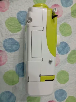 Maquina de coser Pedal y adaptador para la máquina