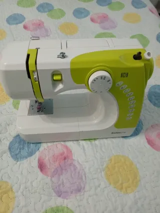 Maquina de coser Pedal y adaptador para la máquina