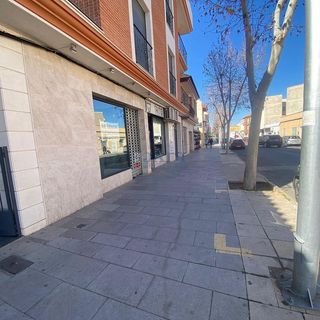 Local comercial en venta en Valdepeñas