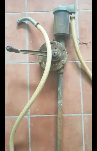 Bomba Gasoil Manual con Mangueras