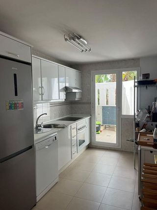 Piso en alquiler en Los Naranjos - Las Brisas en Marbella