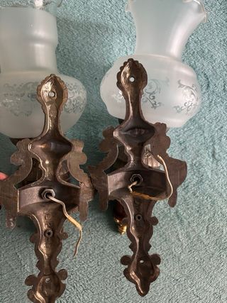 2 Lámparas de Pared Antiguas