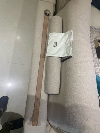 Cinturón Gucci Negro y Plateado