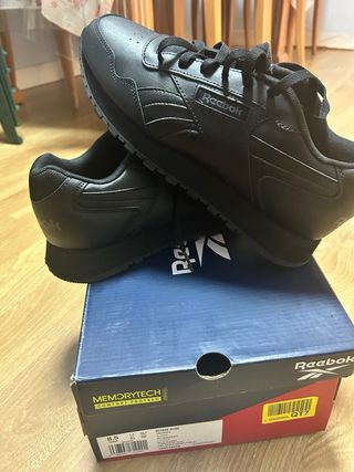 Zapatillas Reebok Negras Talla 41 nuevas