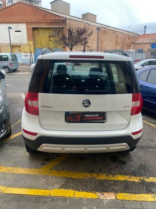Skoda Yeti 2017 2.0 TDI 110CV