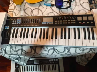 Controlador MIDI USB SAMSON Graphite 49