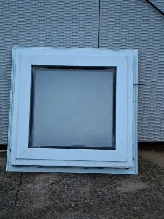 Ventana aluminio oscilobatiente doble vidrio