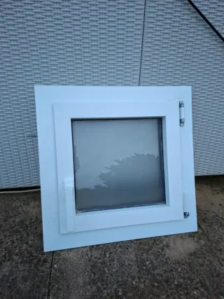 Ventana aluminio oscilobatiente doble vidrio