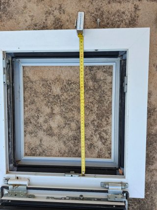 Ventana aluminio oscilobatiente doble vidrio