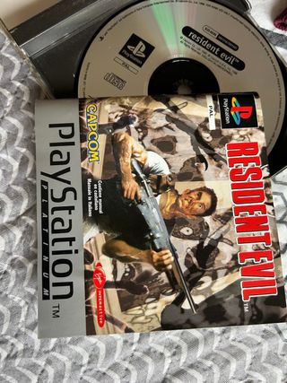 Resident Evil Platinum PS1 Manual Italiano