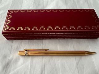 Bolígrafo Cartier Dorado