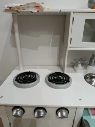 Cocina de juguete infantil blanca