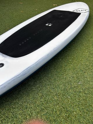 Tabla wingfoil HAV midlength 90L como nueva.