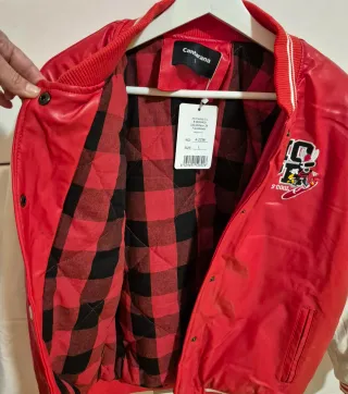 Chaqueta Cantarana Roja y Blanca Talla L