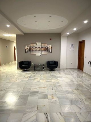 Oficina en venta en Parque Alcosa - Jardines del Edén en Sevilla