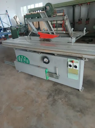 Sierra de mesa para madera