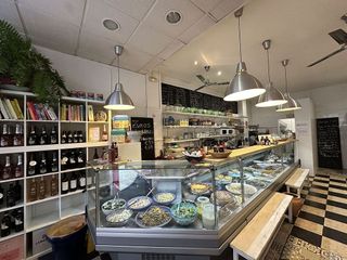 Local comercial en venta en Guadalmina en Marbella