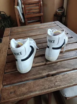 Nike Blazer Mid '77 Vintage Blancas