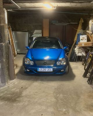 Mercedes-Benz Clase C 2004