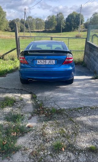 Mercedes-Benz Clase C 2004