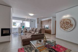 Piso en venta en Puerto Banús en Marbella