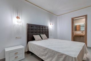 Piso en venta en Puerto Banús en Marbella