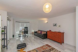 Piso en venta en Los Naranjos - Las Brisas en Marbella