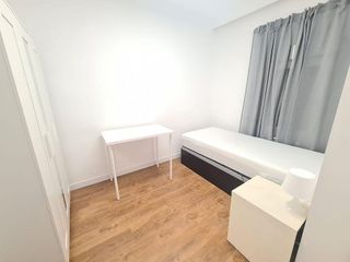 Piso en venta en Los Rosales en Madrid