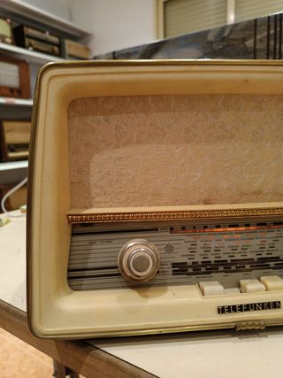 Radio Telefunken Sonata Antigua