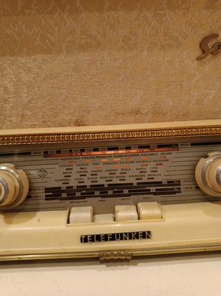 Radio Telefunken Sonata Antigua