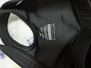 Camiseta técnica Nike Dri-Fit Negra