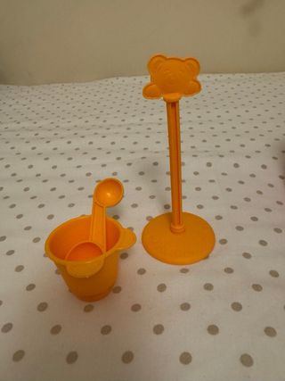 Batidora Nenuco con accesorios