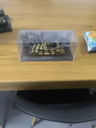 Colección de coches a escala precio 7€ cada uno